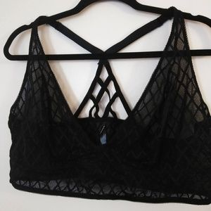 Torrid Pyramid Strappy Raceback Bralette Size 3